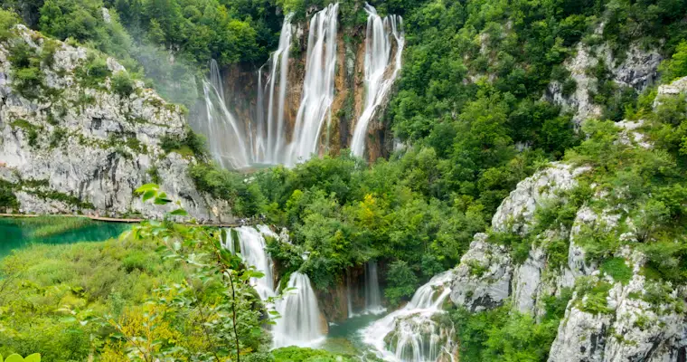 Manojlovac-waterval, Kroatië
